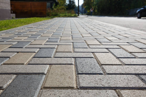 Best Local Driveway Pavers  in Lynn, MA