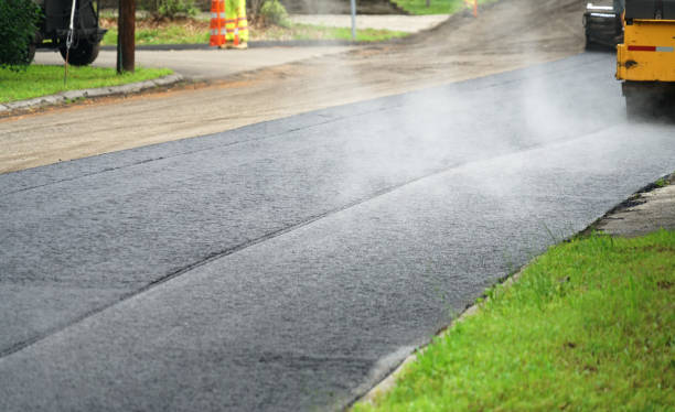 Best Residential Driveway Paver Services  in Lynn, MA